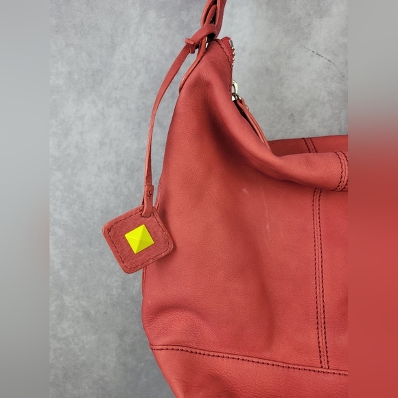 Donald J Pliner Apricot Bucket Shoulder Bag Med - Picture 2 of 16